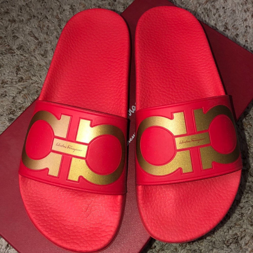 Ferragamo Slides